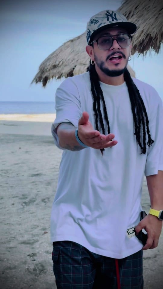 Post 8 by Afaz Natural on TikTok (video)