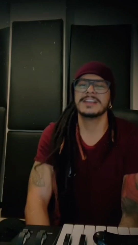 Post 9 by Afaz Natural on TikTok (video)
