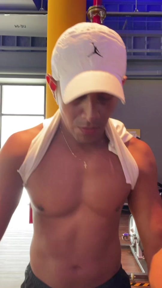 Post 8 by Juan Carlos on TikTok (video)