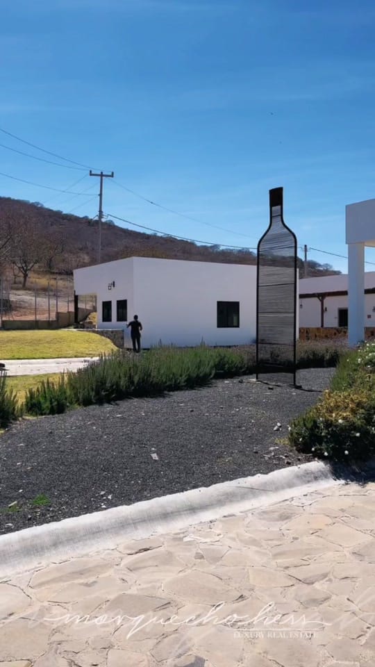 Post 4 by Morquecho Hess Group on TikTok (video)