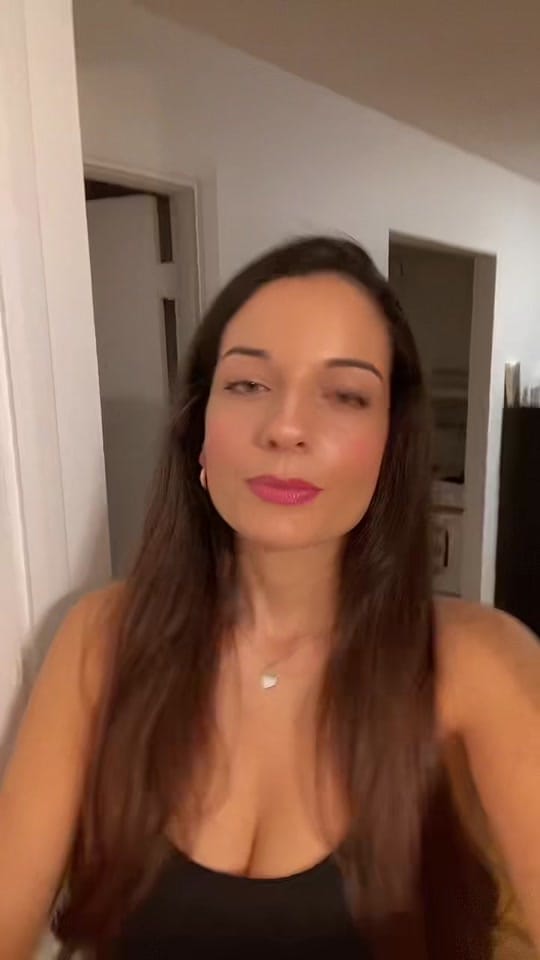 Post 8 by Sandra on TikTok (video)