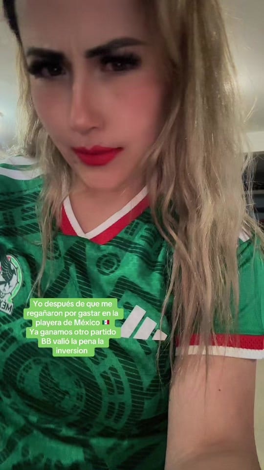 Post 5 by Viviana | Vlog on TikTok (video)
