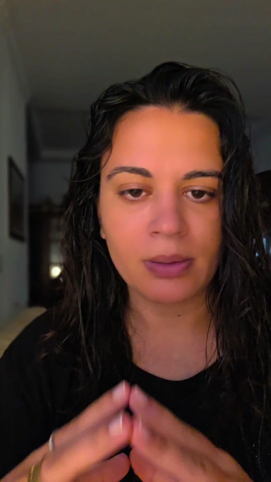 Post 1 by Amores on TikTok (video)
