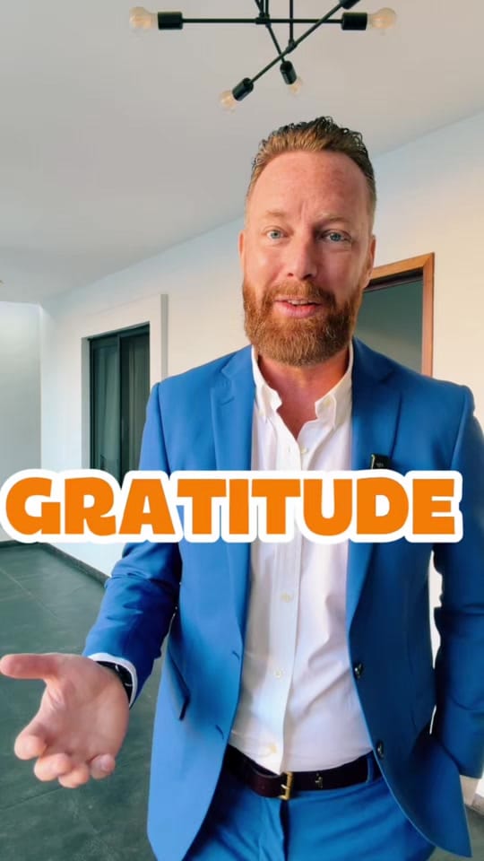 Post 1 by Aaron Fisher on TikTok (video)