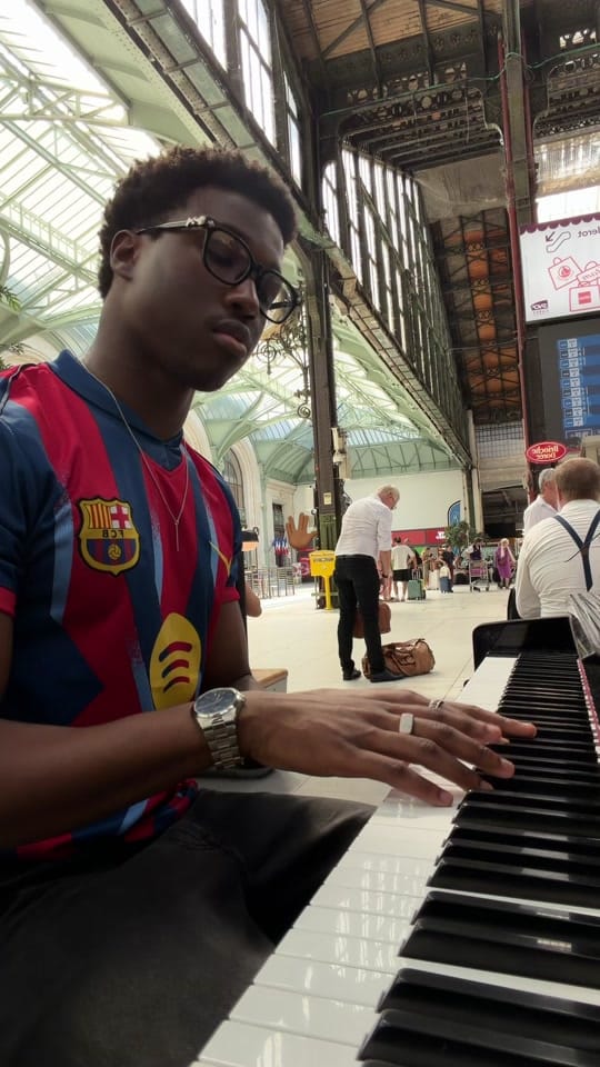 Post 4 by Khaliss T on TikTok (video)