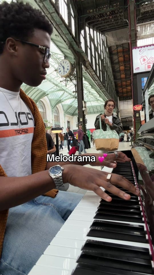 Post 5 by Khaliss T on TikTok (video)