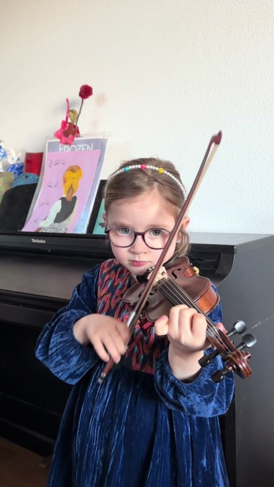Post 1 by elisa.violinist on TikTok (video)