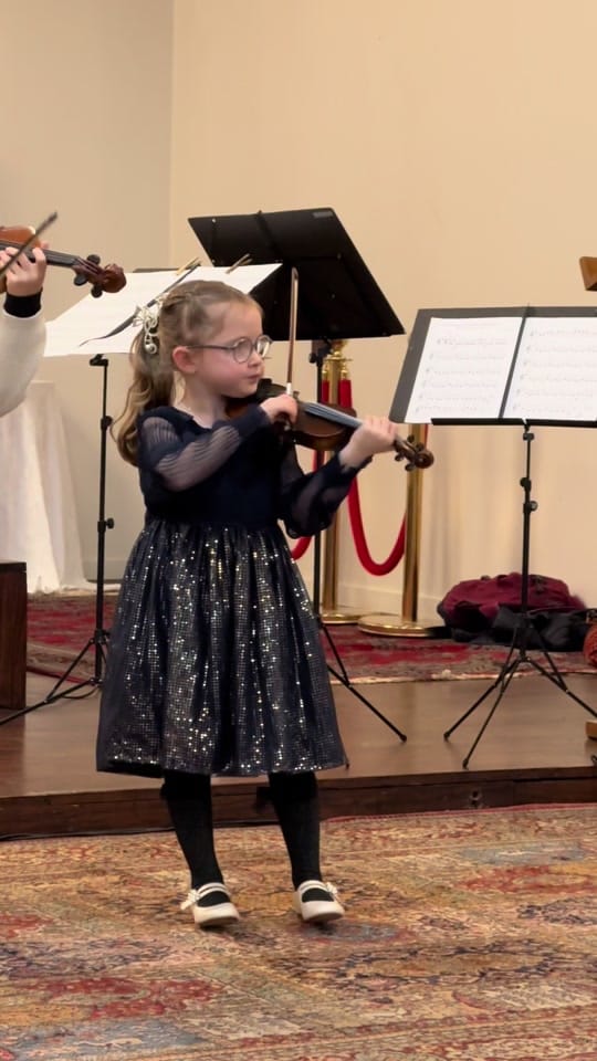 Post 3 by elisa.violinist on TikTok (video)