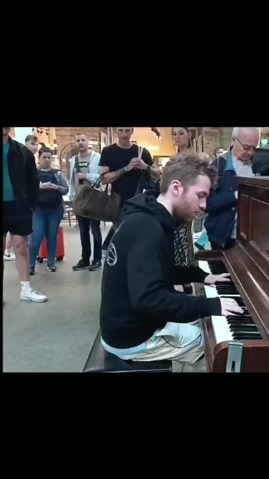 Post 4 by LeKdupiano on TikTok (video)