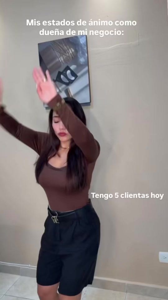 Post 3 by Karely’s Lashes Vhsa on TikTok (video)