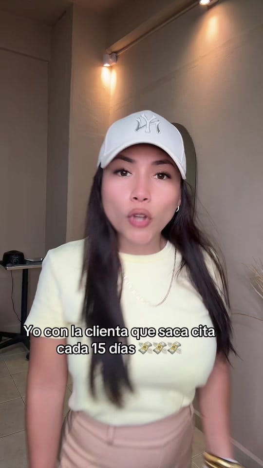 Post 9 by Karely’s Lashes Vhsa on TikTok (video)