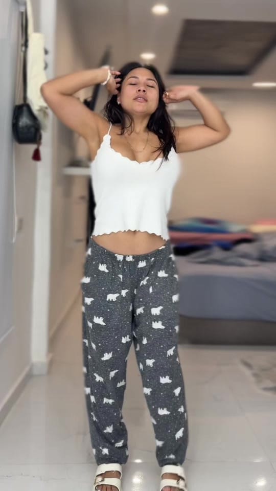 Post 1 by Karely’s Lashes Vhsa on TikTok (video)