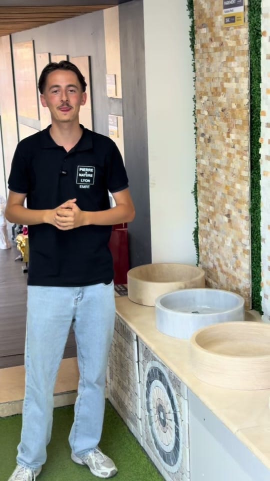 Post 1 by Pierre & Nature Lyon on TikTok (video)