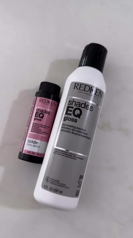Post 3 by brittanybearmakeup on TikTok (video)