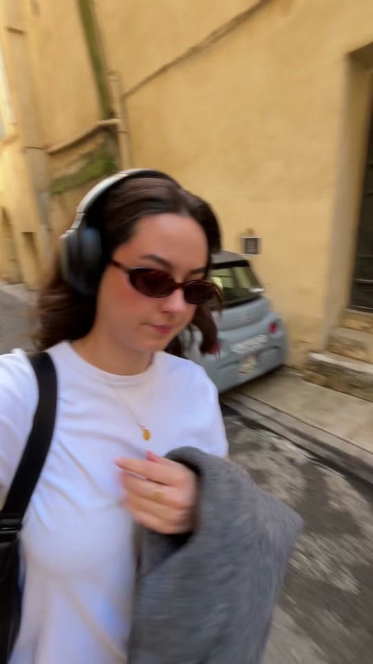 Post 7 by Maë - La Bouquetière on TikTok (video)