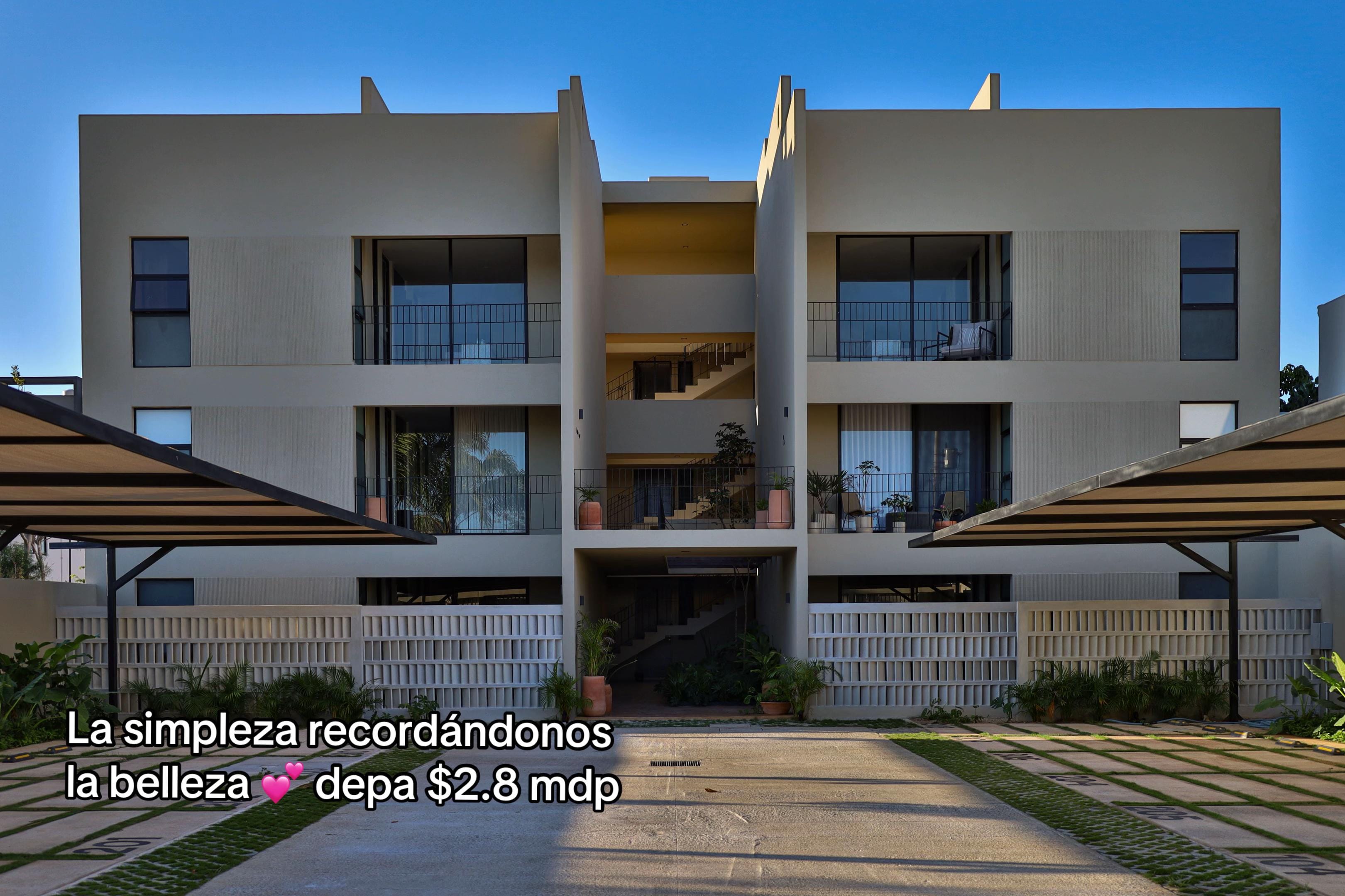 Post 2 by Andrea Nevárez on TikTok (video)