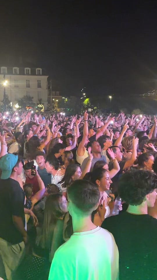 Post 1 by Nantes live on TikTok (video)