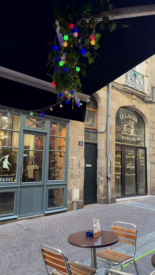 Post 5 by Nantes live on TikTok (video)