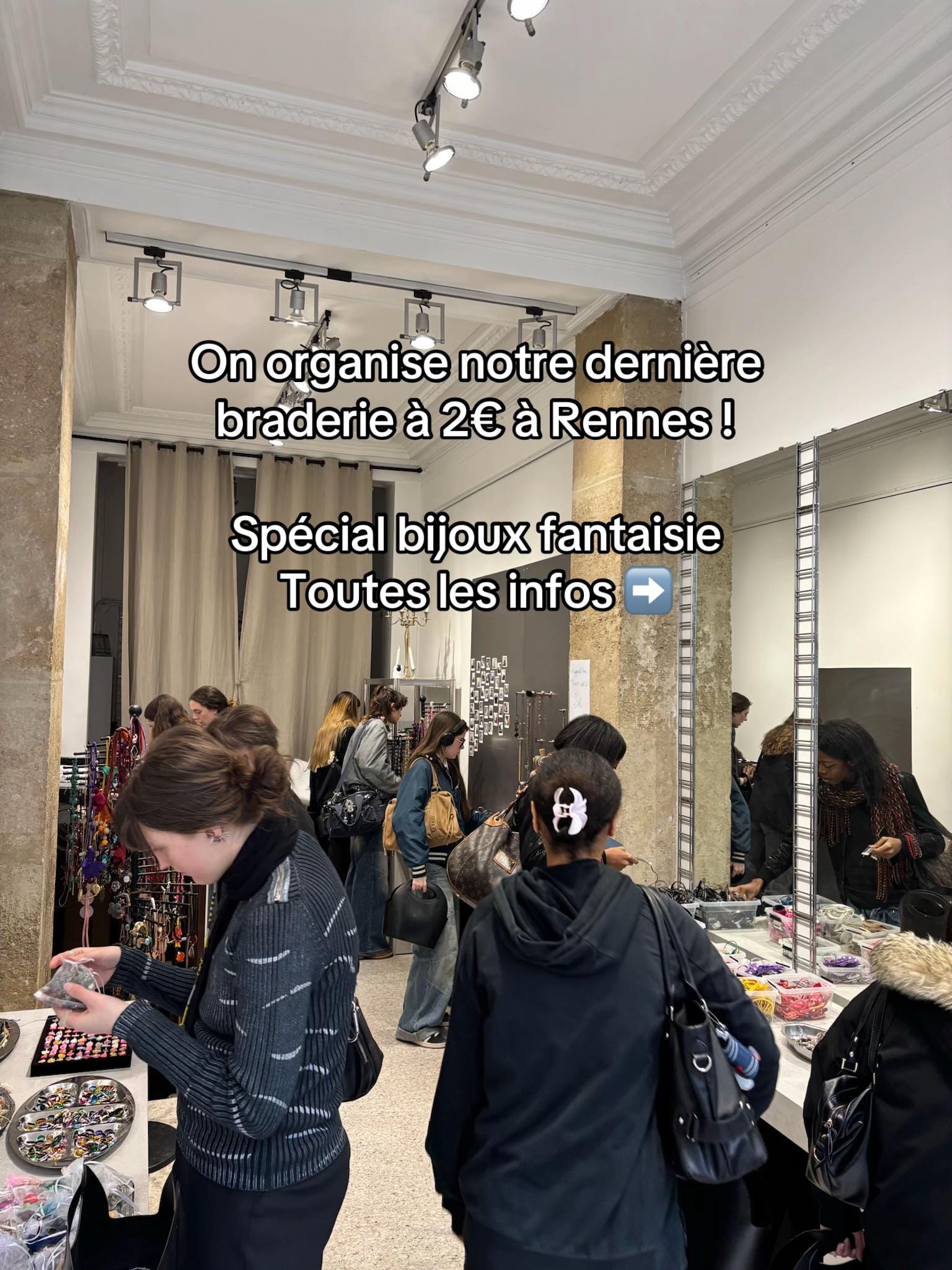 Post 3 by Adjace Paris on TikTok (video)