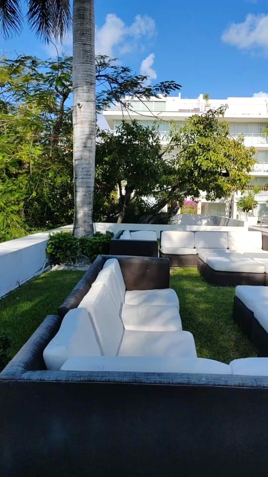 Post 5 by Rubarnett on TikTok (video)