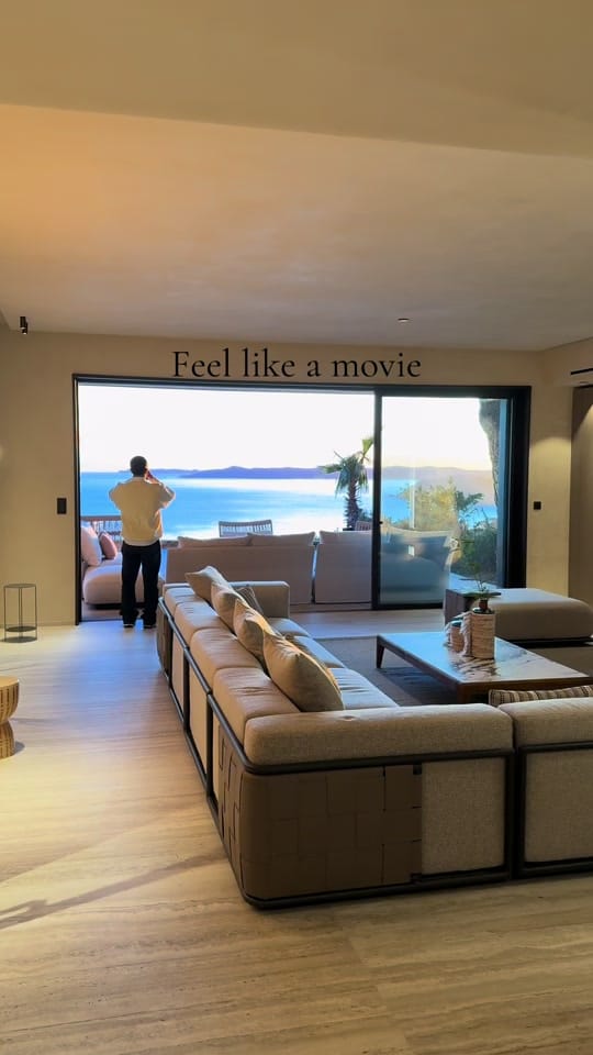 Post 2 by Romain_Immobilier de luxe_Lyon on TikTok (video)