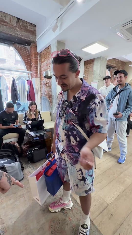 Post 7 by Dimension 🪐 on TikTok (video)