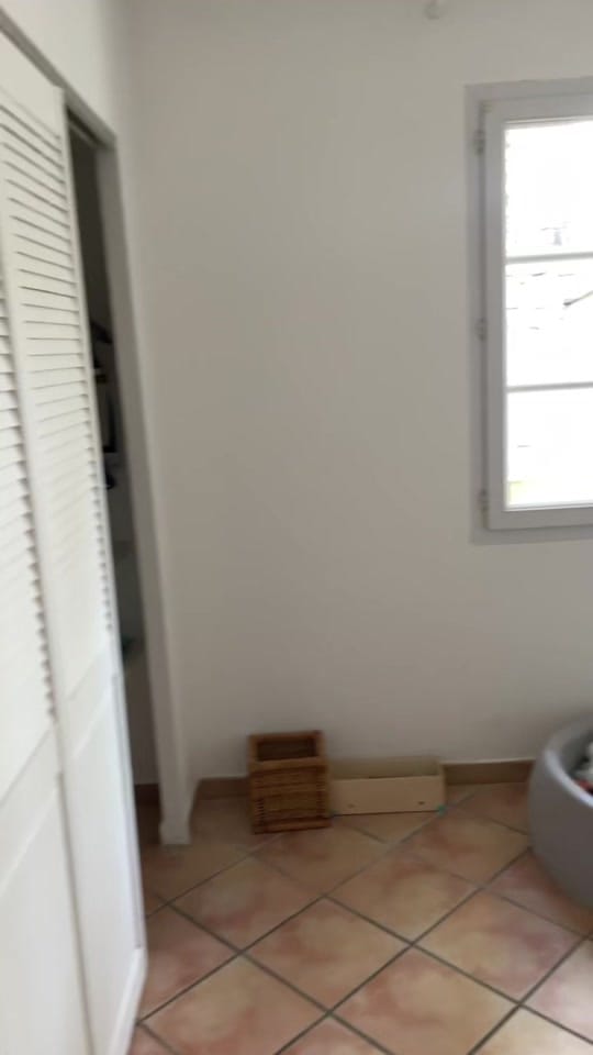Post 10 by Villa Delly on TikTok (video)