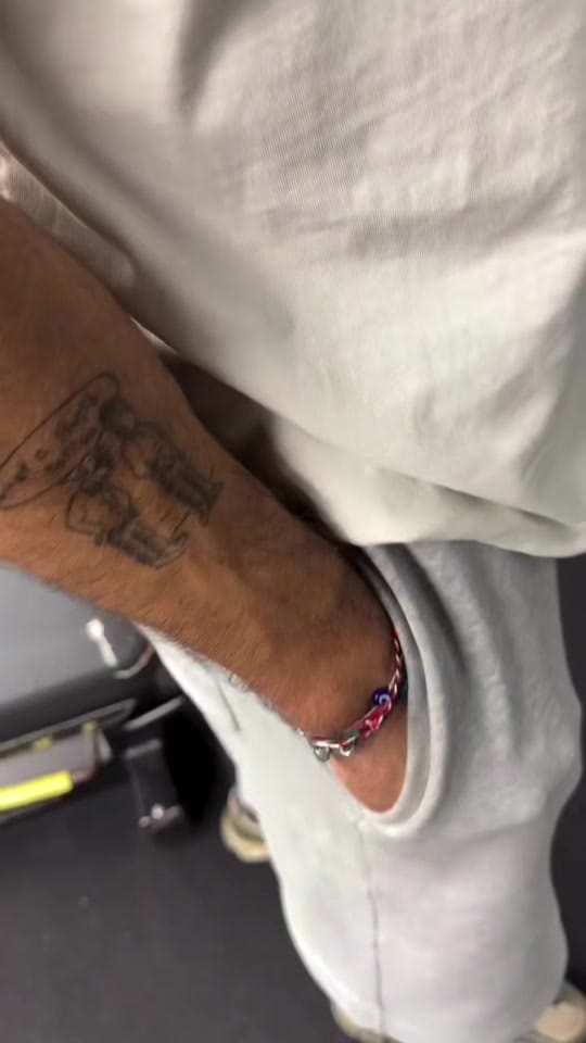 Post 9 by samyvalor_off on TikTok (video)