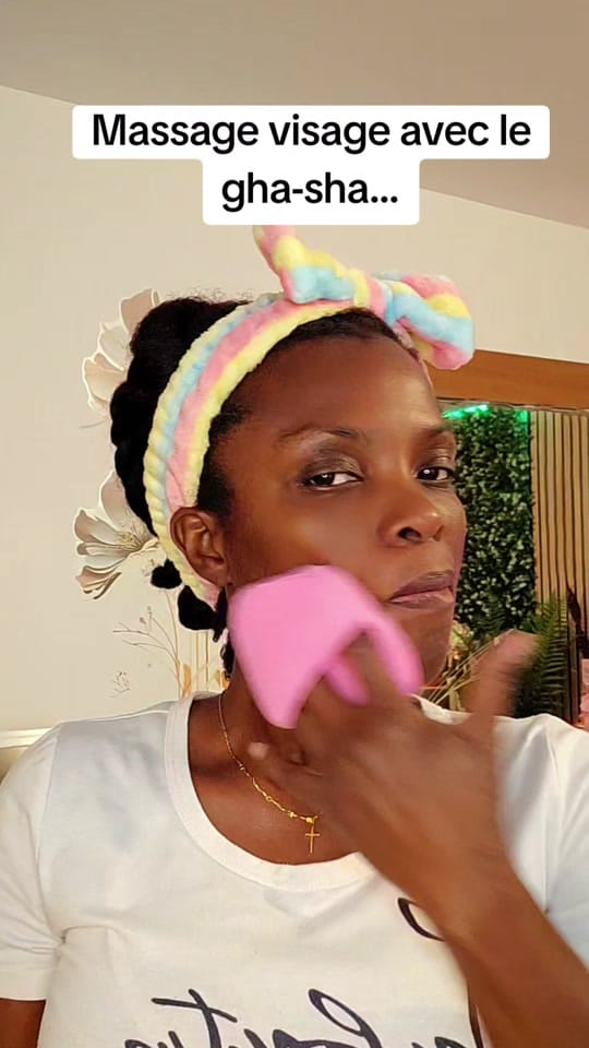 Post 6 by Jhounys soins et Beaute on TikTok (video)