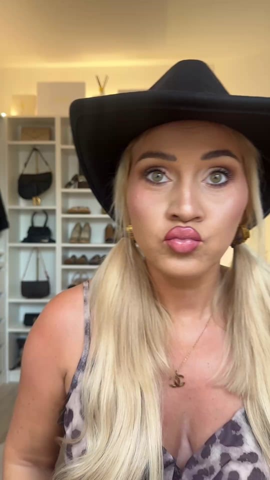 Post 6 by vani_de_paris_ on TikTok (video)