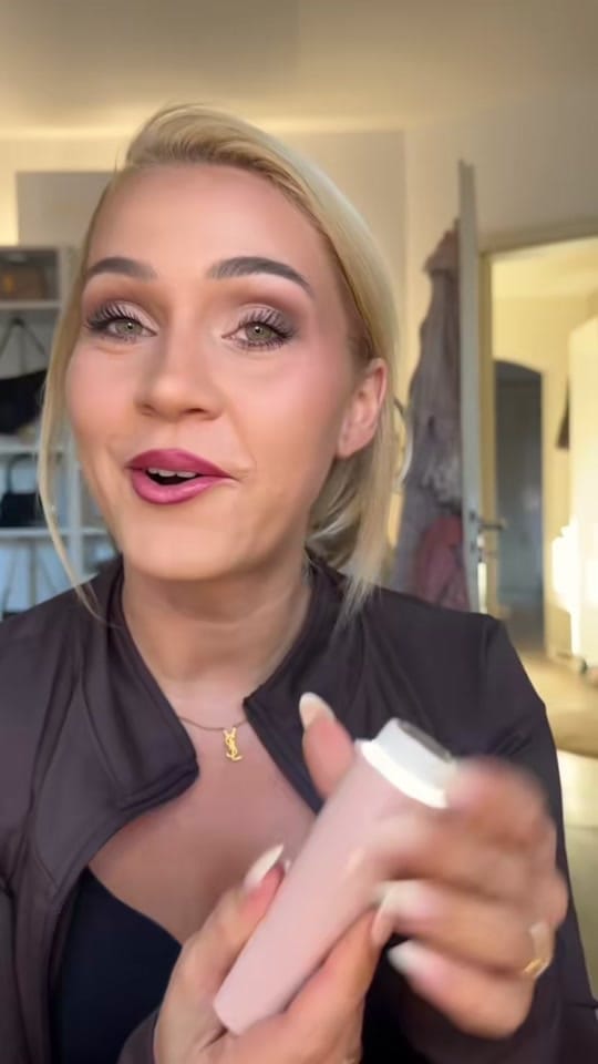 Post 3 by vani_de_paris_ on TikTok (video)