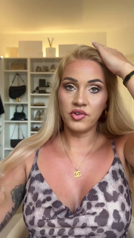 Post 7 by vani_de_paris_ on TikTok (video)