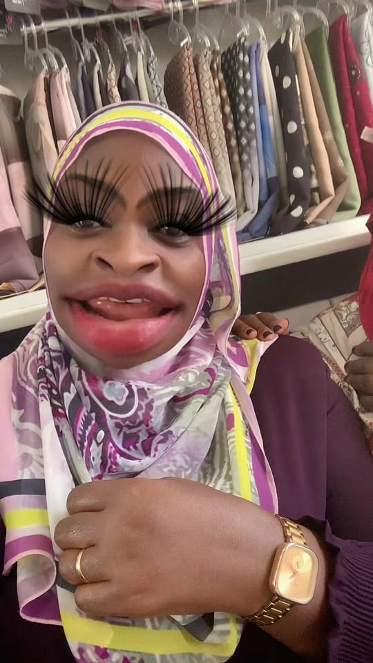 Post 2 by Haphy-Hijabs on TikTok (video)