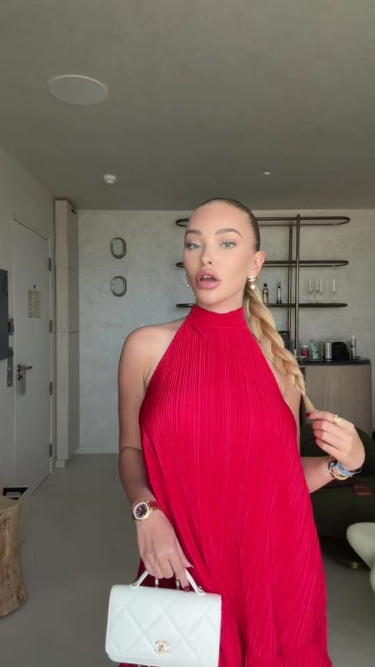 Post 2 by Angelia on TikTok (video)