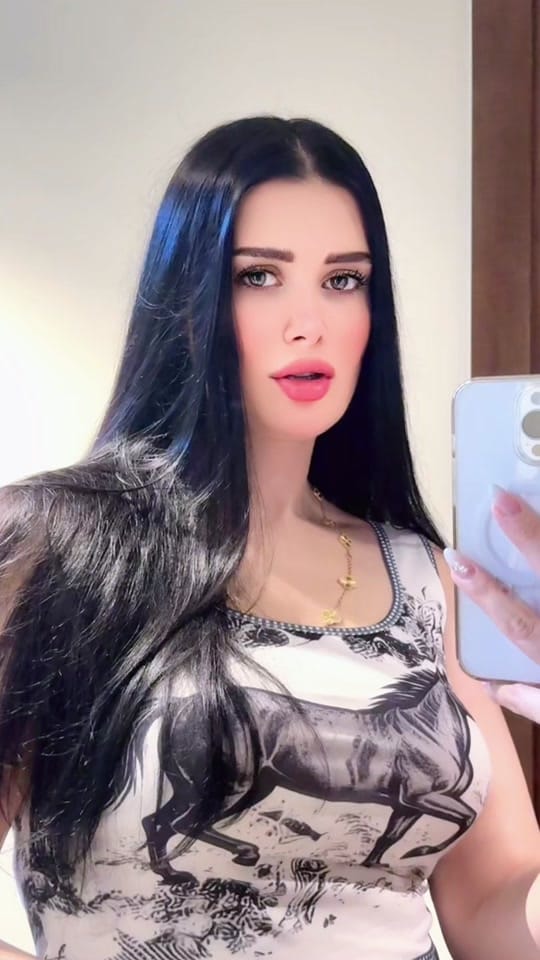 Post 8 by 👑MissSyria🇸🇾youmoshka on TikTok (video)