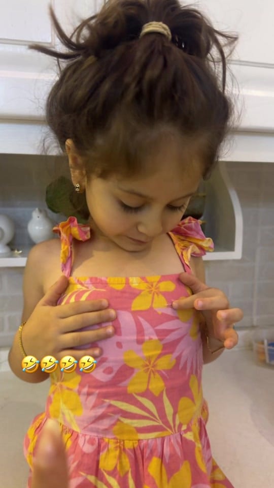 Post 6 by Meena on TikTok (video)