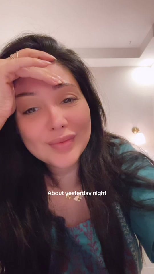 Post 7 by Meena on TikTok (video)