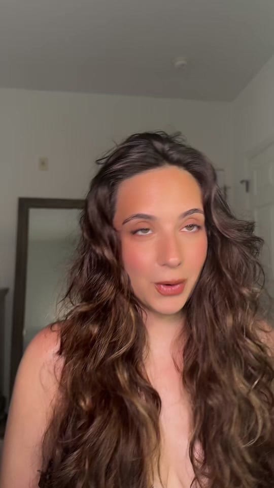 Post 6 by amandasanz on TikTok (video)