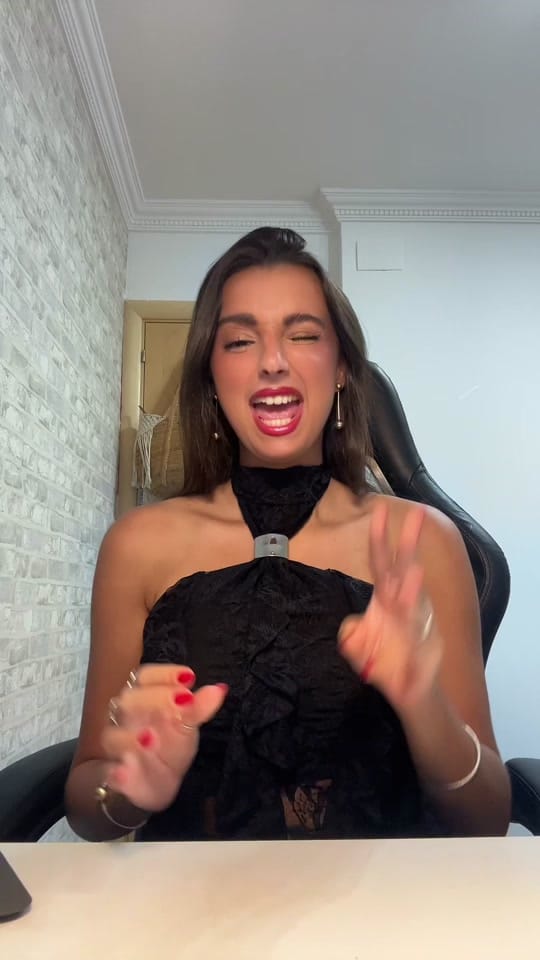 Post 6 by justmarinasg on TikTok (video)