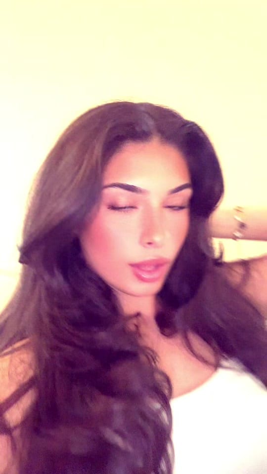 Post 3 by zarazeynep1 on TikTok (video)