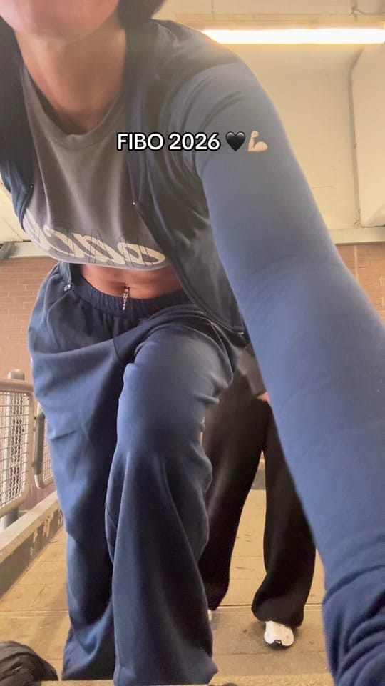 Post 7 by zarazeynep1 on TikTok (video)