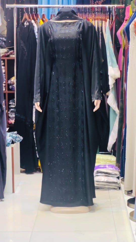 Post 4 by Anwar Bella +971509454868 on TikTok (video)