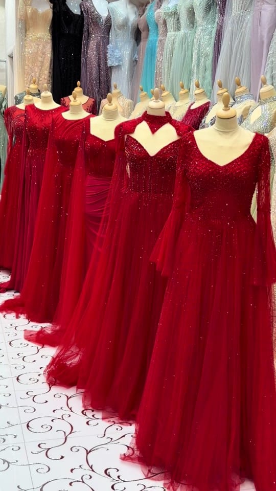 Post 4 by IDeal star Fashion 👗Dubai on TikTok (video)