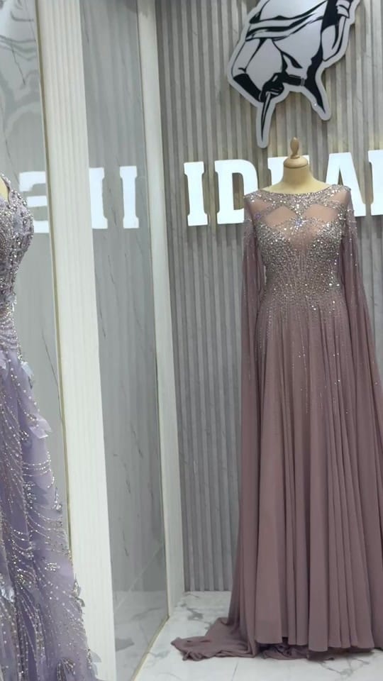 Post 10 by IDeal star Fashion 👗Dubai on TikTok (video)