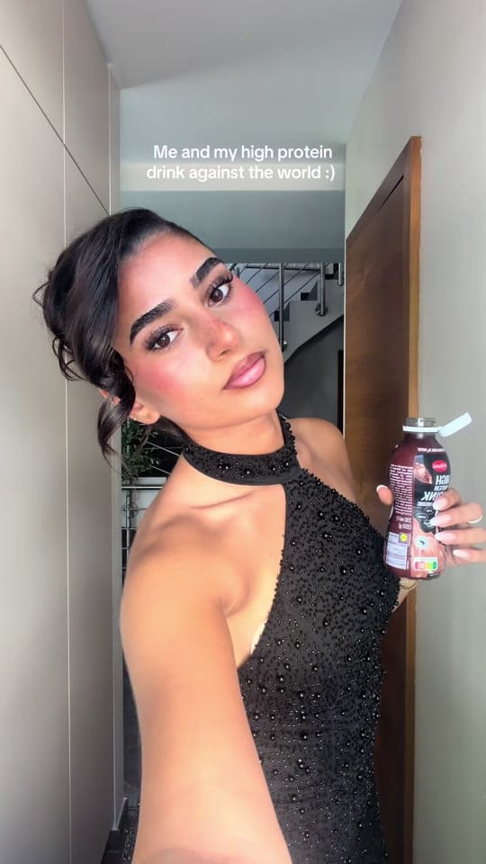 Post 8 by Míriam on TikTok (video)