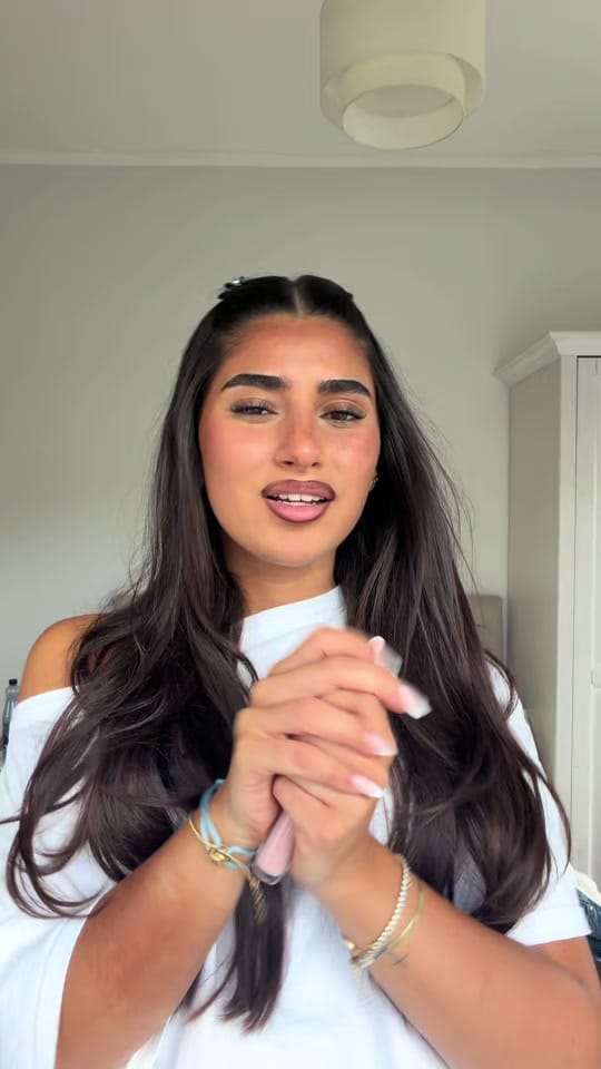 Post 7 by Míriam on TikTok (video)
