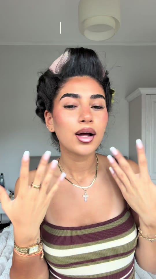 Post 5 by Míriam on TikTok (video)