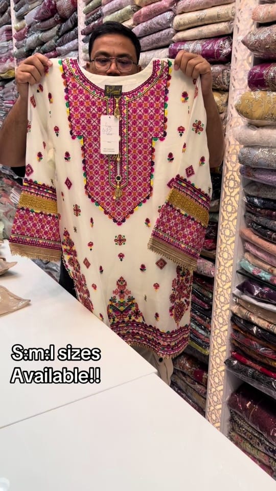 Post 3 by Pakistani dresses on TikTok (video)