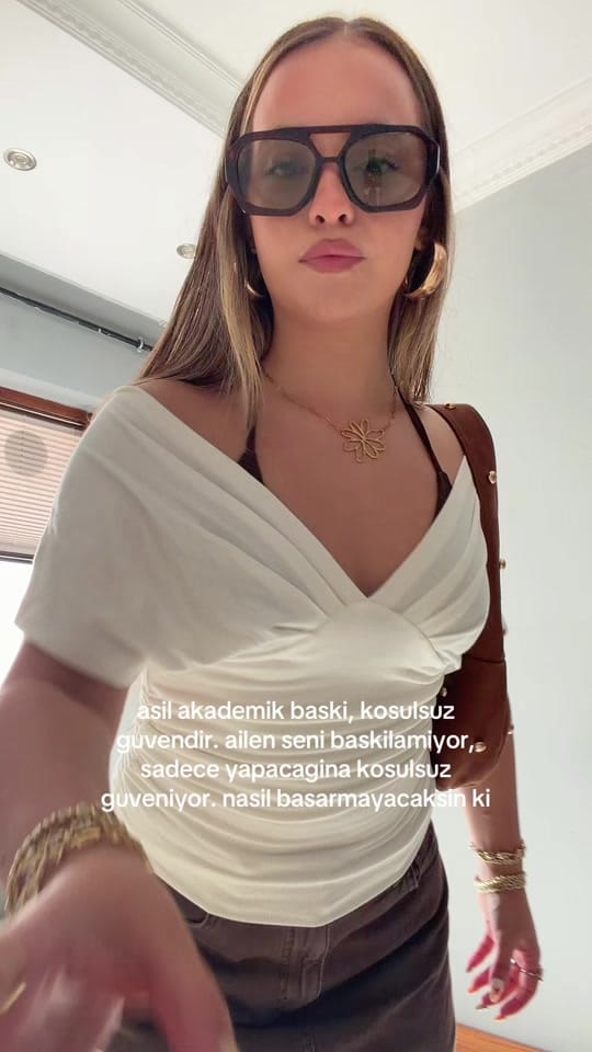 Post 5 by pinos!!𖦹 on TikTok (video)