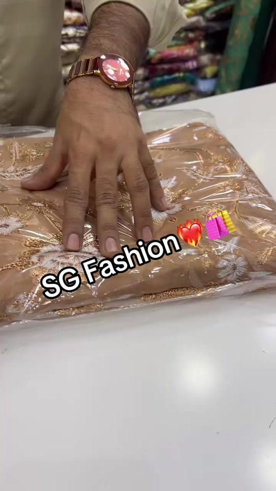 Post 7 by SG Fashion on TikTok (video)